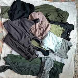 ZYIA Women's Small Bundle -with confluence & luxe & everywhere & boyfriend items